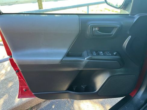 Used 2023 Toyota Tacoma SR AWD/4WD image 26