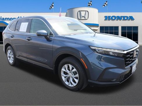 Used 2025 Honda CR-V LX image 1