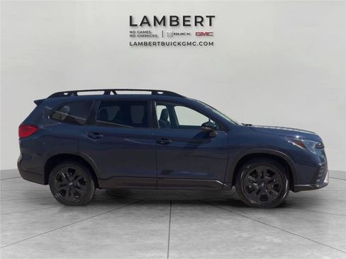 Used 2023 Subaru Ascent Onyx Edition AWD/4WD image 6