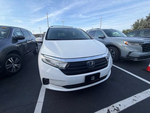Used 2021 Honda Odyssey Touring image 5
