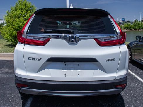 Used 2017 Honda CR-V LX image 5