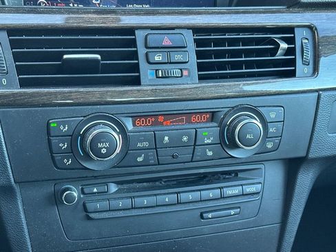 Used 2011 BMW 328i Coupe image 21