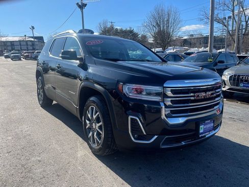 Used 2023 GMC Acadia SLT AWD/4WD image 9