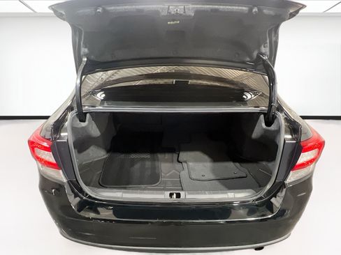 Used 2020 Subaru Impreza 2.0i Premium w/ Popular Package #1 AWD/4WD image 18