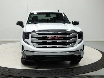Used 2024 GMC Sierra 1500 SLE