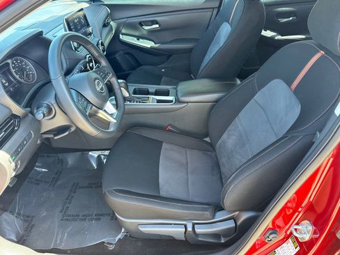 Certified 2024 Nissan Sentra SR FWD image 7