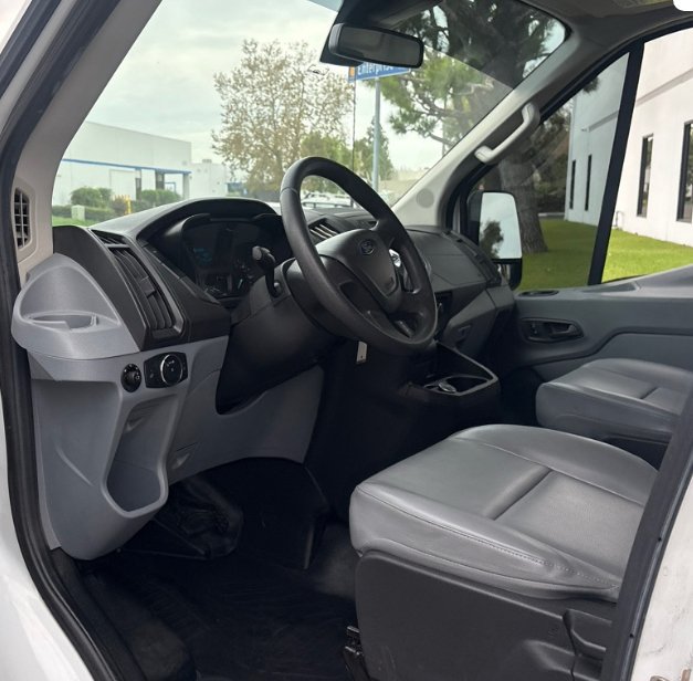 Used 2018 Ford Transit 250 148 High Roof RWD image 7
