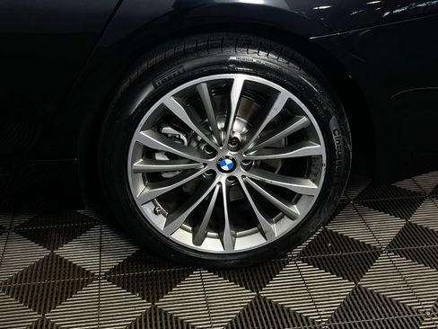 Used 2023 BMW 530i w/ Premium Package image 12