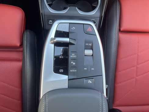 Used 2025 BMW X2 xDrive28i image 27