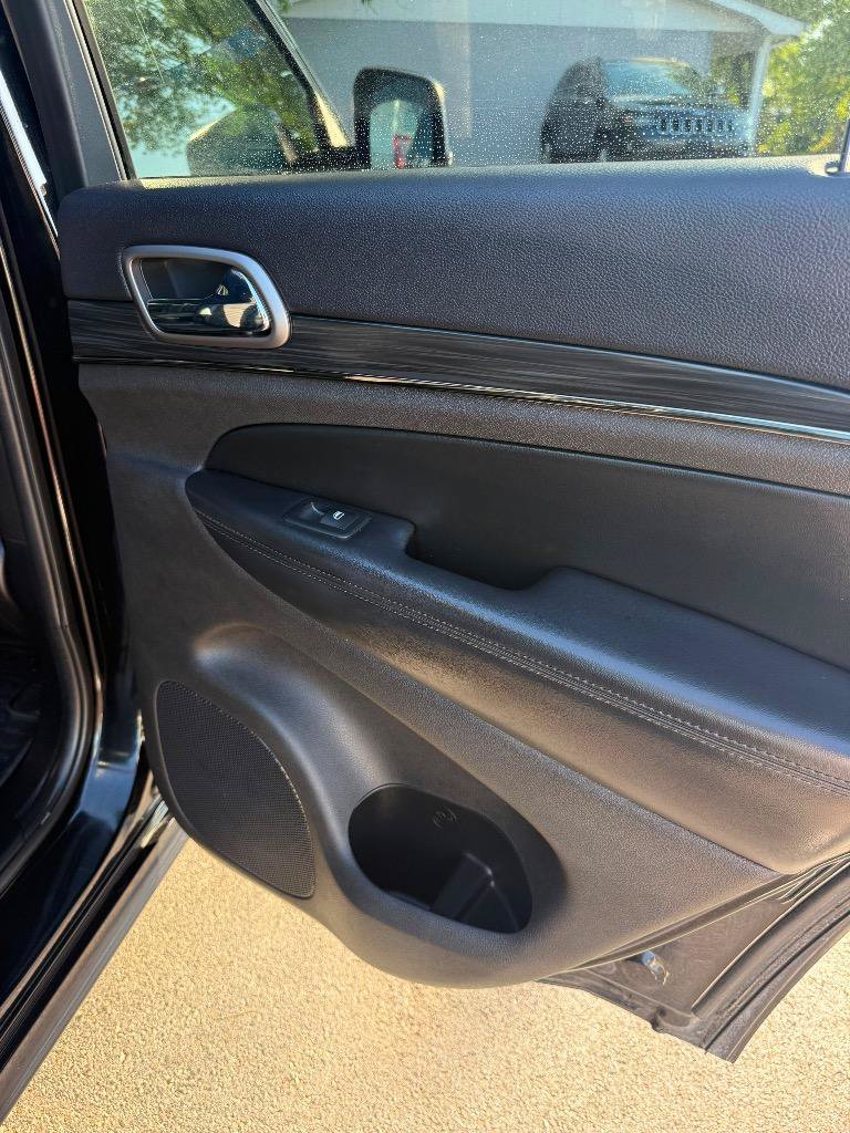 Used 2019 Jeep Grand Cherokee Limited X RWD image 29