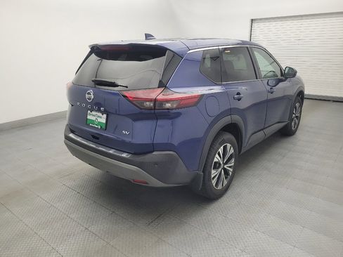 Used 2021 Nissan Rogue SV FWD image 9