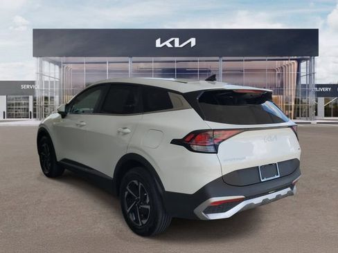 Certified 2023 Kia Sportage LX AWD/4WD image 4