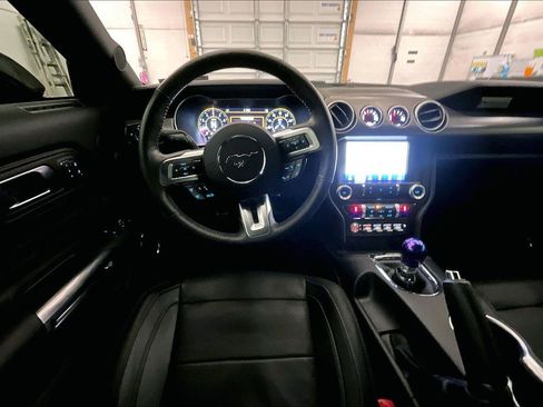 Certified 2022 Ford Mustang GT Premium w/ GT Performance Package image 5