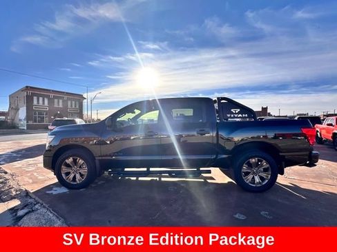 Certified 2024 Nissan Titan SV w/ SV Bronze Edition Package AWD/4WD image 6