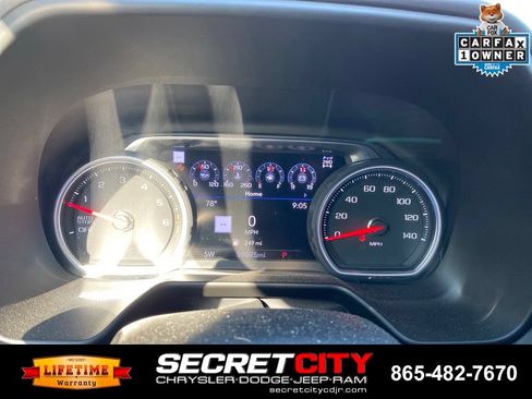 Used 2021 Chevrolet Suburban High Country w/ Premium Package AWD/4WD image 18