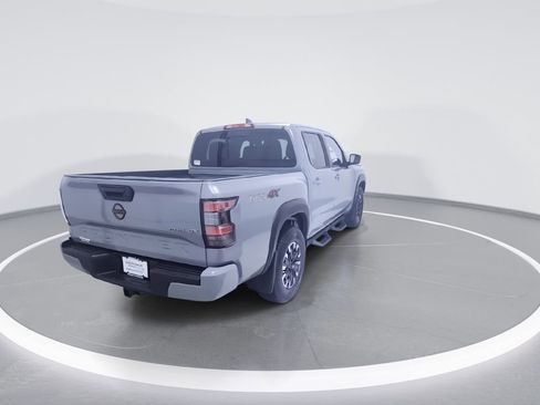 Used 2023 Nissan Frontier PRO-4X w/ Tow Package AWD/4WD image 8