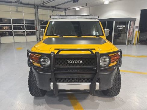 Used 2007 Toyota FJ Cruiser 4WD image 3