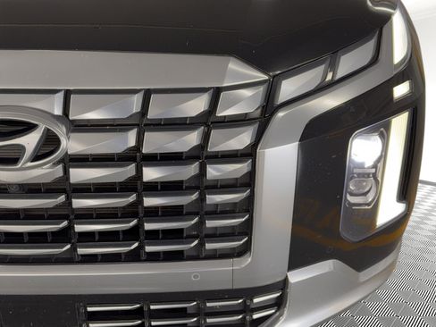 Used 2023 Hyundai Palisade Calligraphy FWD image 11