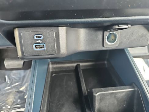 Used 2024 Ford Maverick XL image 25