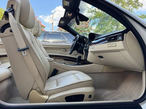 Used 2010 BMW 328i Convertible RWD image 32