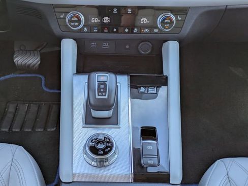 Used 2023 Mitsubishi Outlander SEL AWD/4WD image 23
