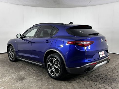 Used 2022 Alfa Romeo Stelvio Ti AWD/4WD image 5