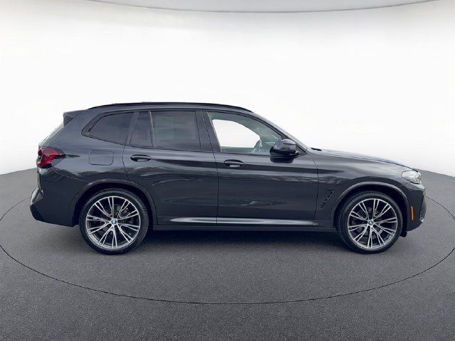 Used 2022 BMW X3 xDrive30i w/ M Sport Package AWD/4WD image 6