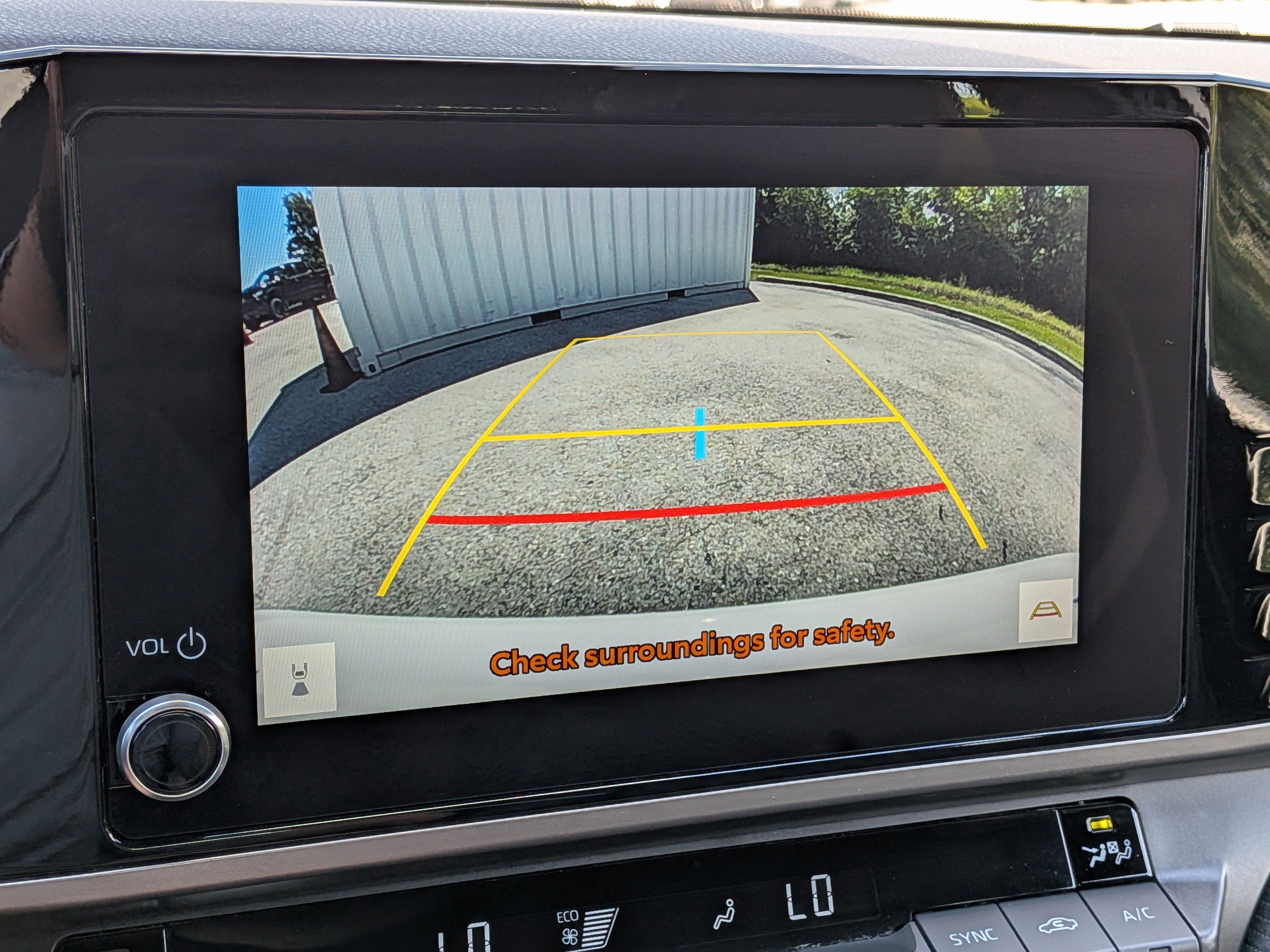 Used 2025 Toyota Camry SE FWD image 32