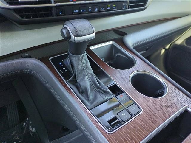 Certified 2023 Toyota Sienna XLE FWD image 12