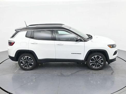Used 2022 Jeep Compass Limited AWD/4WD image 20