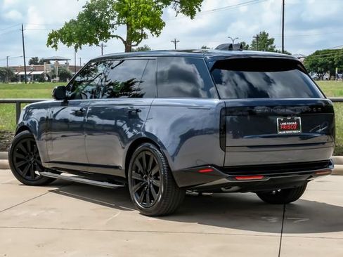 New 2026 Land Rover Range Rover Long Wheelbase SE AWD/4WD image 8