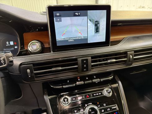 Used 2022 Lincoln Corsair Reserve w/ Equipment Group 201A image 18