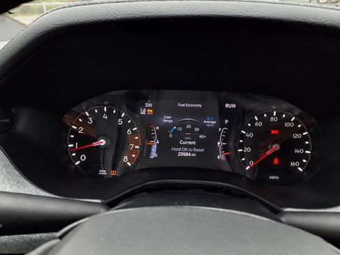 Used 2025 Jeep Compass Latitude w/ Sun & Sound Group AWD/4WD image 21