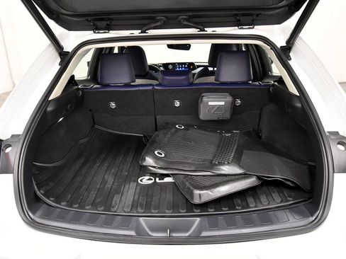Used 2022 Lexus UX 250h w/ Premium Package AWD/4WD image 7