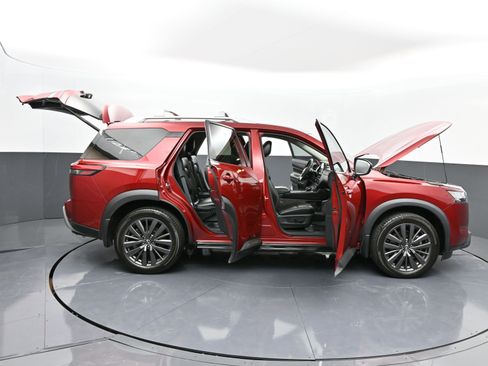 Used 2022 Nissan Pathfinder SL w/ SL Premium Package image 54