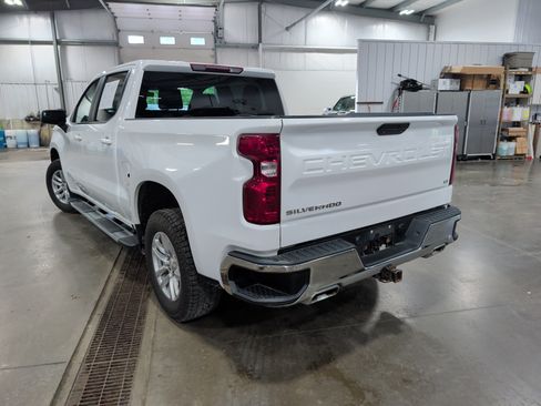 Used 2022 Chevrolet Silverado 1500 LT w/ Diesel Off-Road Package AWD/4WD image 4