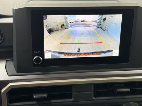 Used 2024 Toyota Tacoma SR5 image 23