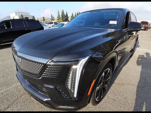 Used 2025 Cadillac Escalade IQ Sport 2 AWD/4WD image 3