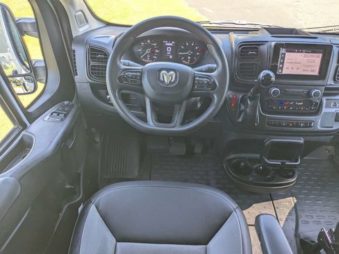 Used 2025 RAM ProMaster 2500 w/ Convenience Group FWD image 16