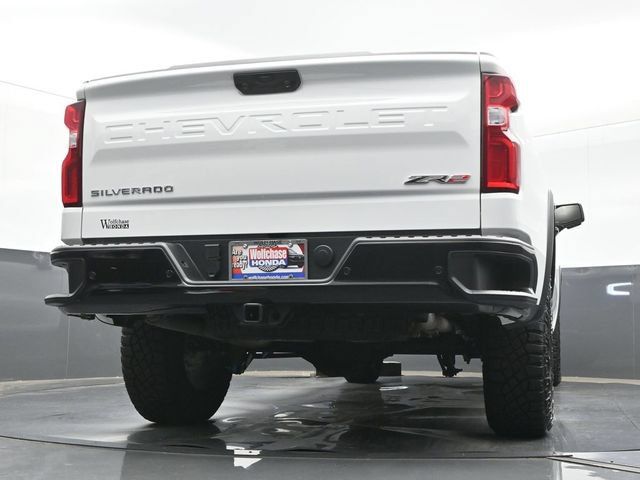 Used 2025 Chevrolet Silverado 1500 ZR2 w/ Technology Package AWD/4WD image 26