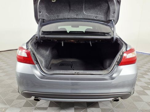 Used 2018 Nissan Altima 2.5 SV w/ 2.5 SV Technology Package FWD image 8