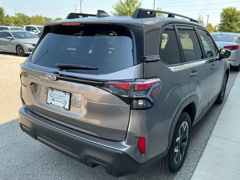 Certified 2025 Subaru Forester Premium AWD/4WD image 6