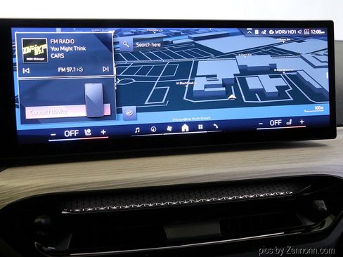 Used 2025 BMW 330i xDrive Sedan w/ Premium Package image 19