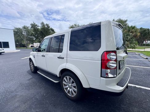 Used 2010 Land Rover LR4 HSE LUX AWD/4WD image 16