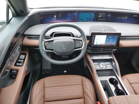 New 2026 Lincoln Nautilus Reserve AWD/4WD image 15