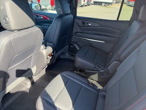 New 2026 Chevrolet Traverse Z71 image 11