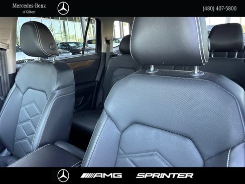 Used 2025 Volkswagen Atlas SE FWD image 16