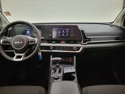 Used 2024 Kia Sportage LX image 42