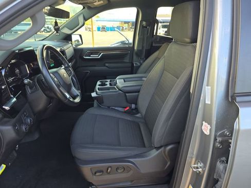 Used 2024 Chevrolet Silverado 1500 LT w/ Protection Package image 6