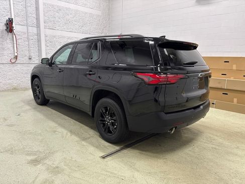 Used 2023 Chevrolet Traverse LT w/ Midnight/Sport Edition AWD/4WD image 6